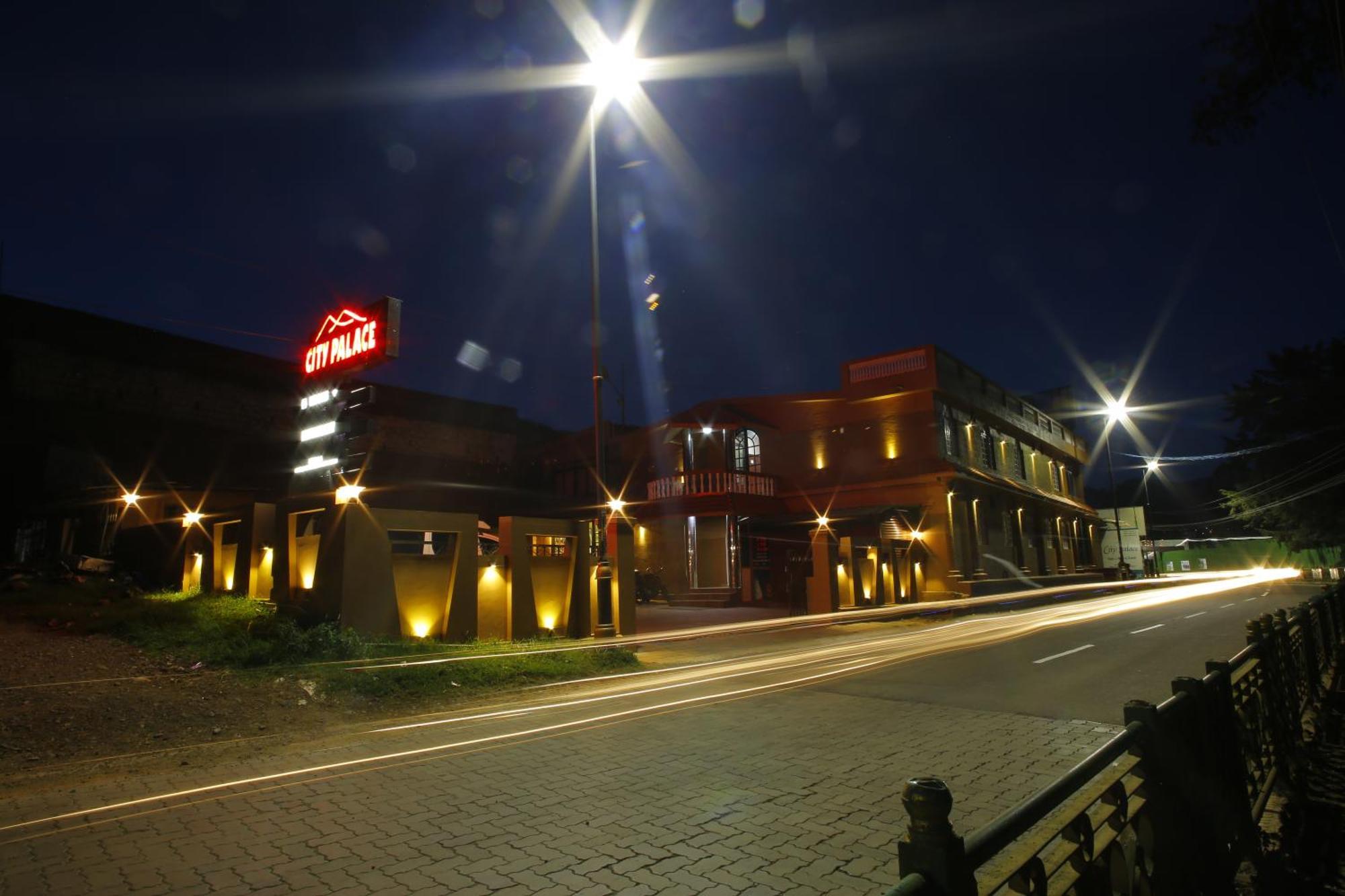 Hotel City Palace Ooty Eksteriør billede